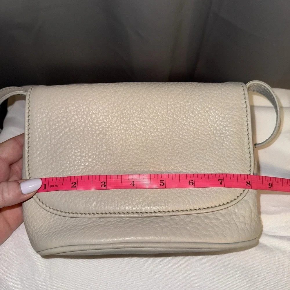 Vintage Coach Sonoma Small Flap Bag Natural Grain Leather Crossbody Parchment
